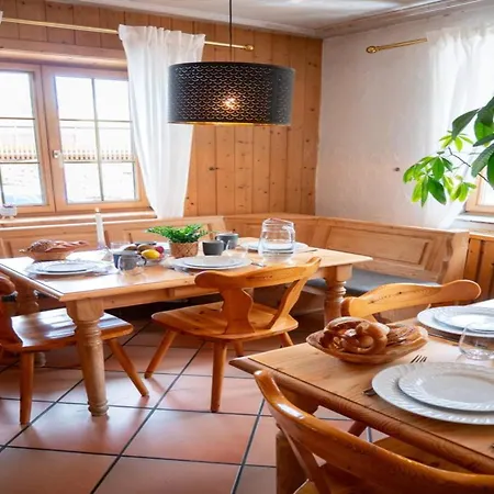 Yuric Groepshuis In Holiday home