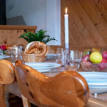 Vakantiehuis Yuric Groepshuis In