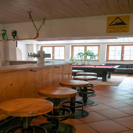 Vakantiehuis Yuric Groepshuis In Pettneu am Arlberg